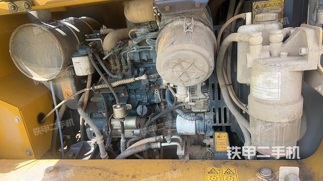 发动机整体俯视(整机外观) 发动机整体俯视(整机外观)