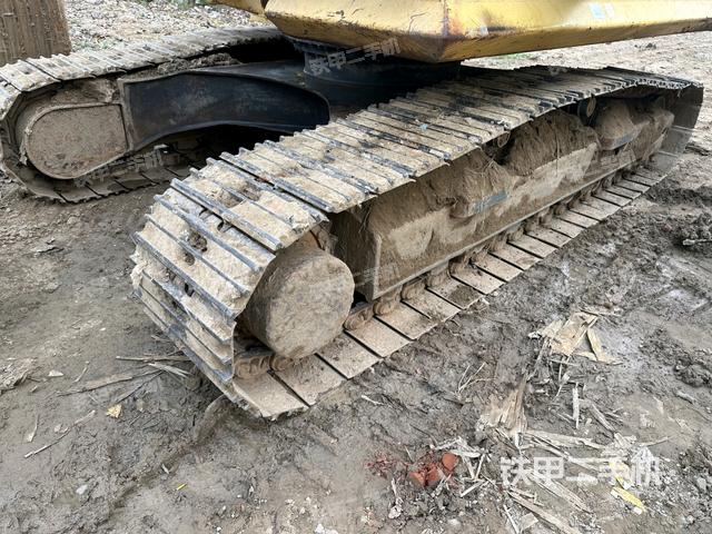 单侧履带整体（整机外观）