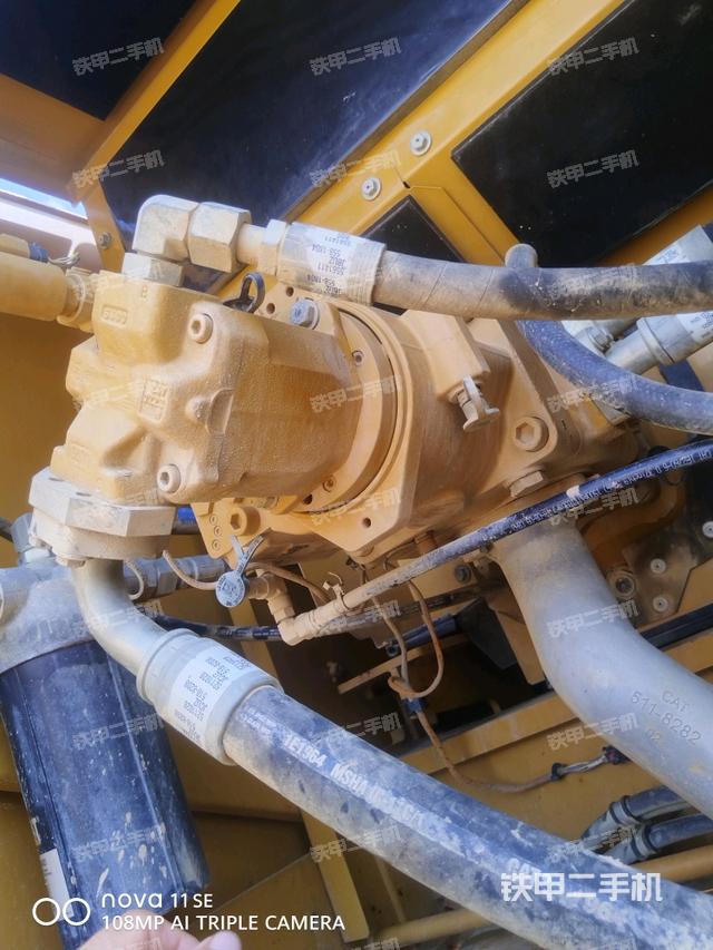 液壓泵斜45?左(大件艙室) 液壓泵斜45?左(大件艙室)