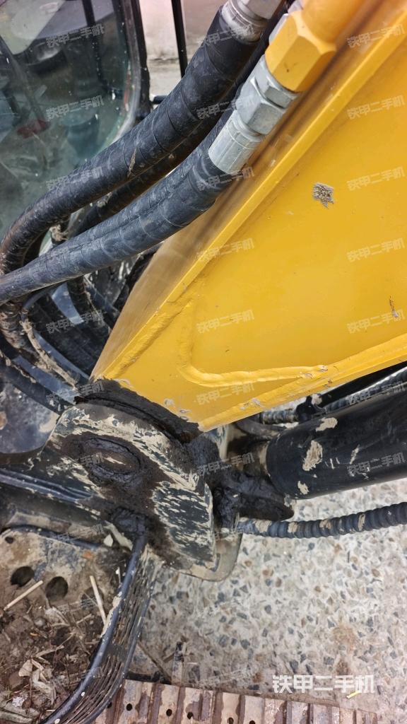 大臂根部 斜(工作和回转装置) 大臂根部 斜(工作和回转装置)