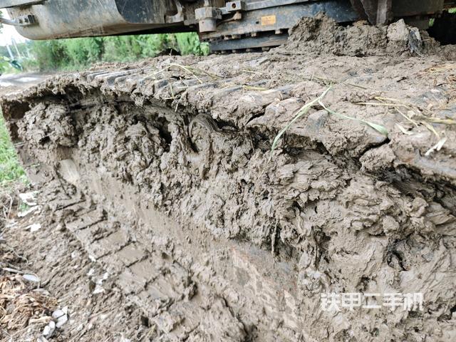 右側(cè)行走馬達(dá)蓋板（行走機(jī)構(gòu)）