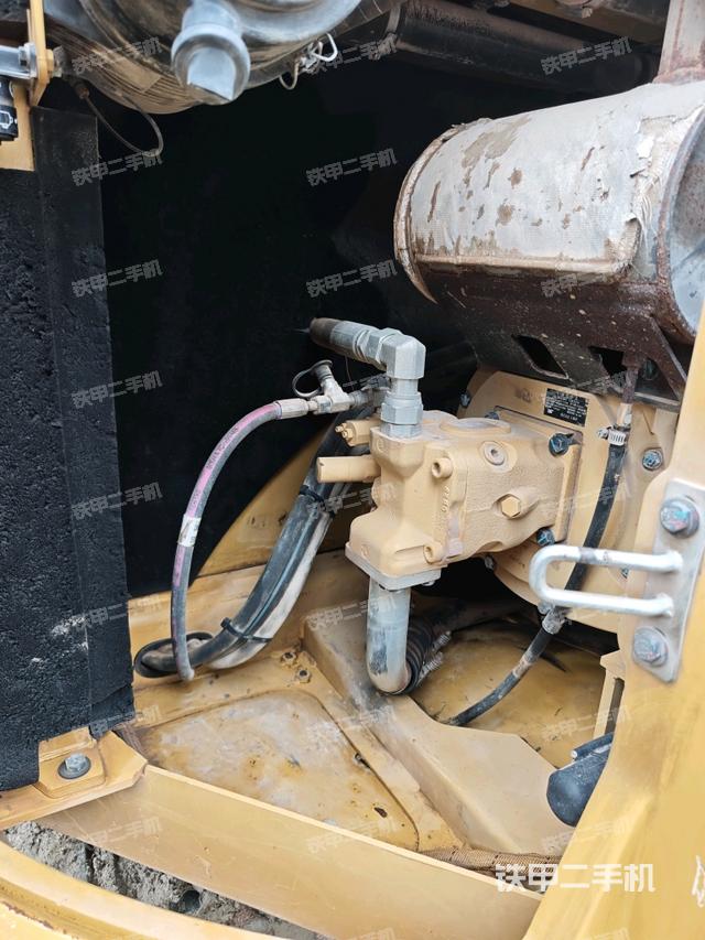 電瓶(大件艙室) 電瓶(大件艙室)