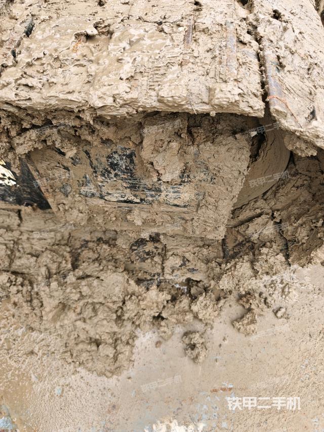 右側(cè)行走馬達蓋板(行走機構(gòu)) 右側(cè)行走馬達蓋板(行走機構(gòu))