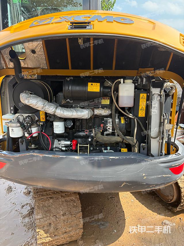 發(fā)動(dòng)機(jī)整體俯視(整機(jī)外觀) 發(fā)動(dòng)機(jī)整體俯視(整機(jī)外觀)