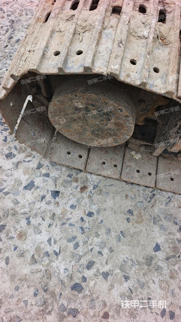 右侧行走马达盖板(行走机构) 右侧行走马达盖板(行走机构)