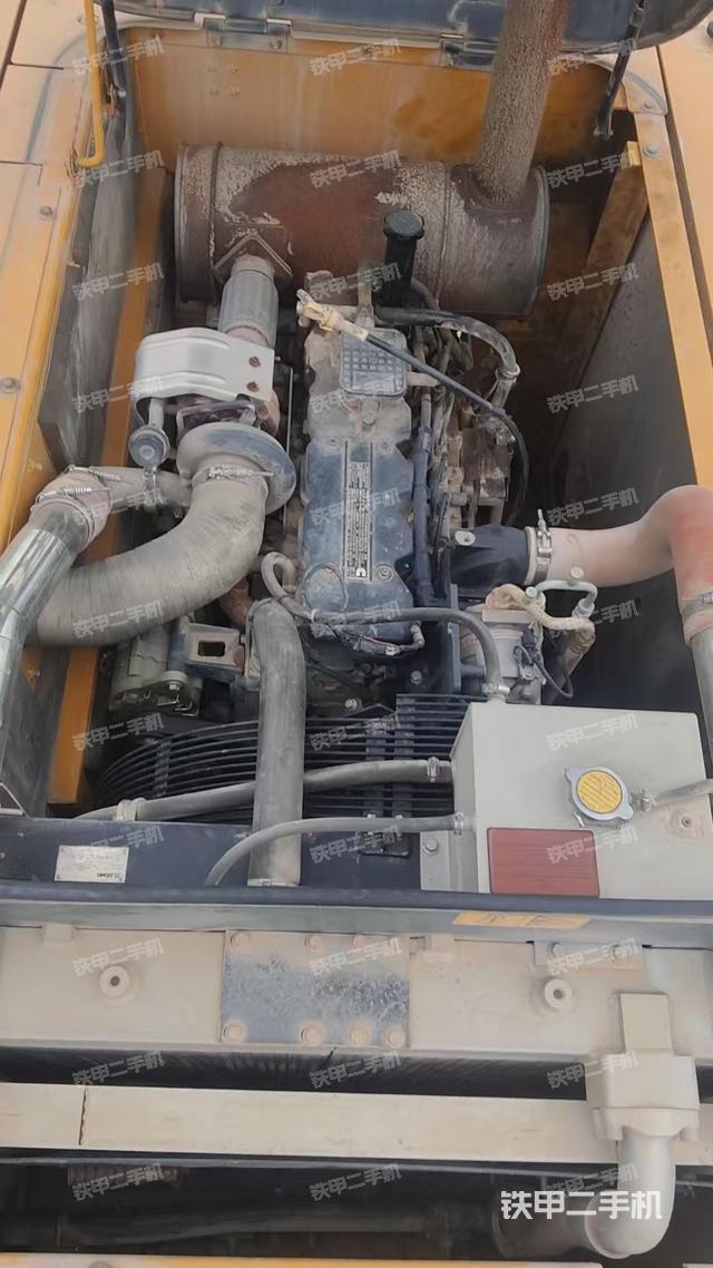 發(fā)動機整體俯視(整機外觀) 發(fā)動機整體俯視(整機外觀)