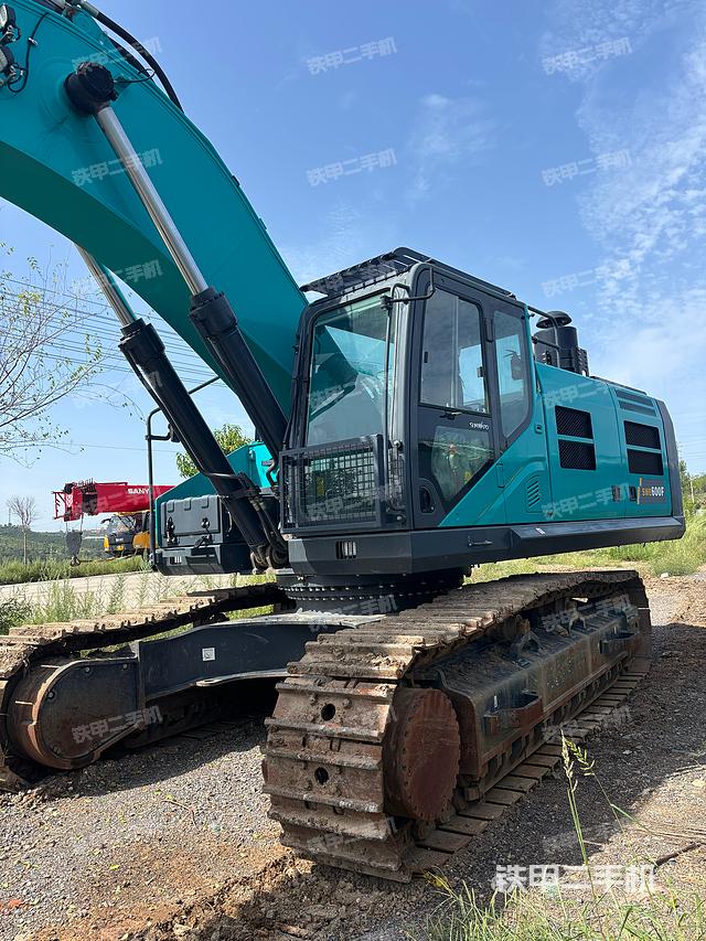 單側履帶整體（整機外觀）