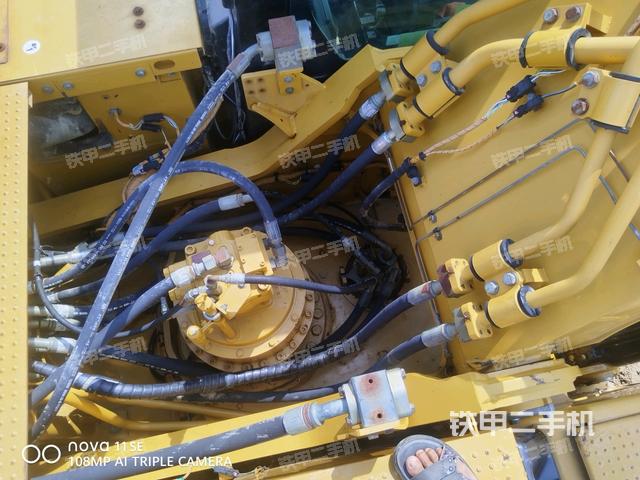 中央回轉(zhuǎn)接頭特寫(上車部件) 中央回轉(zhuǎn)接頭特寫(上車部件)