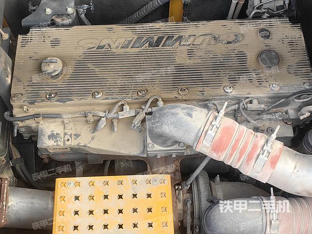 发动机整体俯视(整机外观) 发动机整体俯视(整机外观)