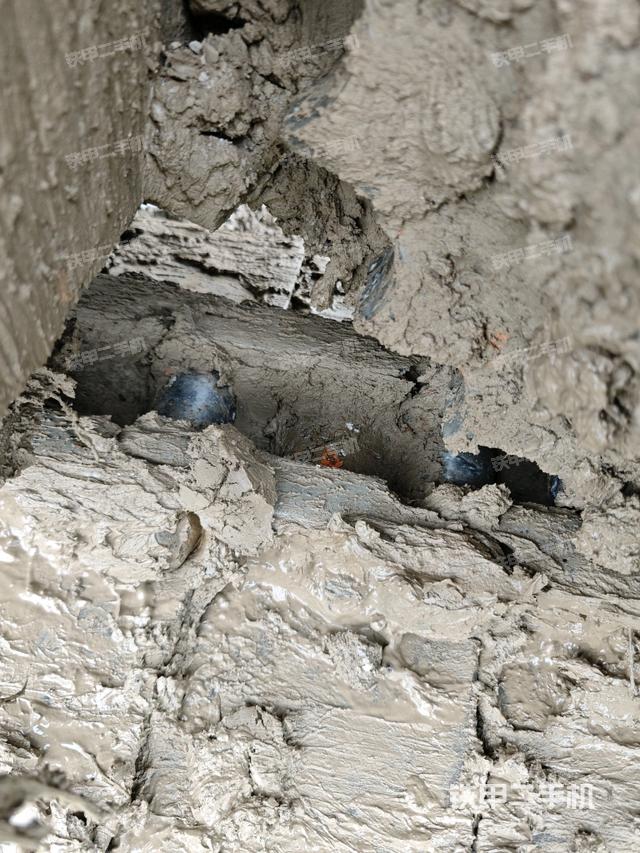 左托鏈輪和鏈筋（行走機(jī)構(gòu)）