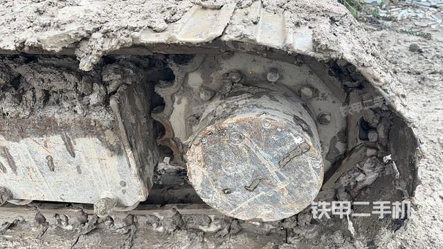 左驅(qū)動(dòng)輪(行走機(jī)構(gòu)) 左驅(qū)動(dòng)輪(行走機(jī)構(gòu))