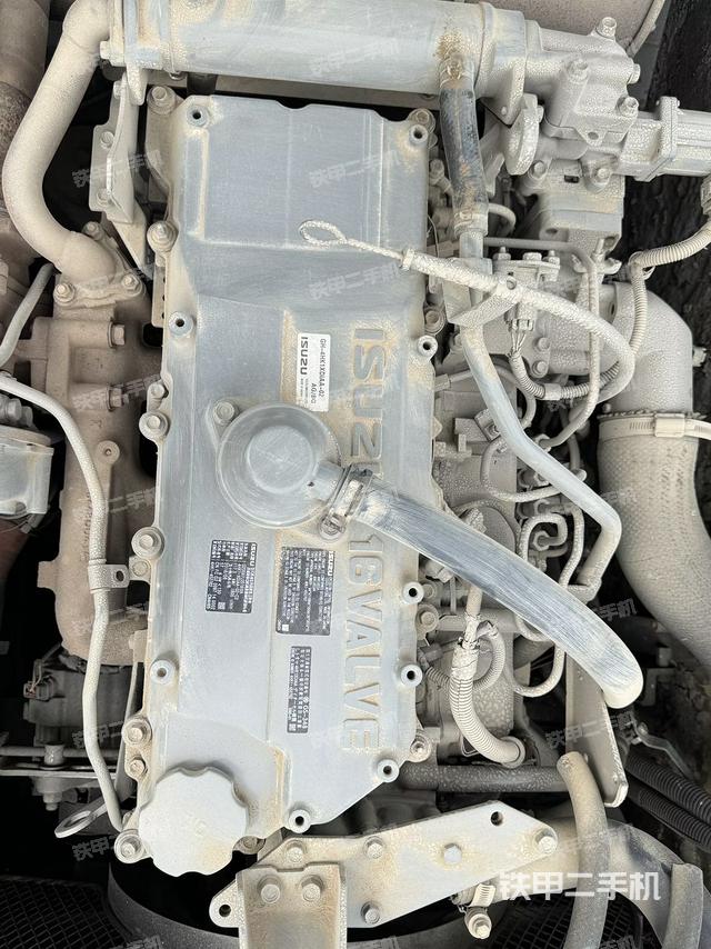 发动机整体俯视(整机外观) 发动机整体俯视(整机外观)