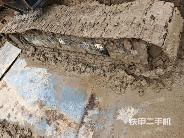 右驅(qū)動輪(行走機構(gòu)) 右驅(qū)動輪(行走機構(gòu))