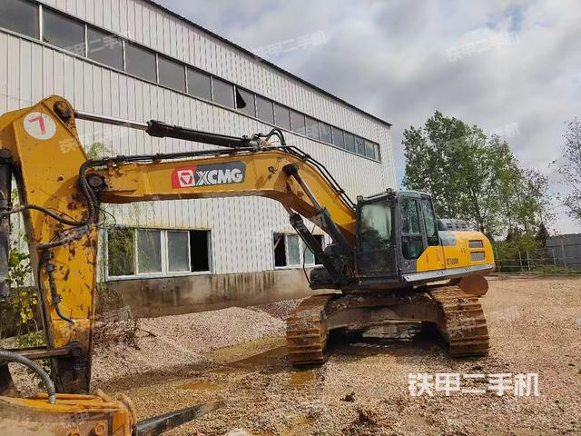 徐工XE400DK挖掘机