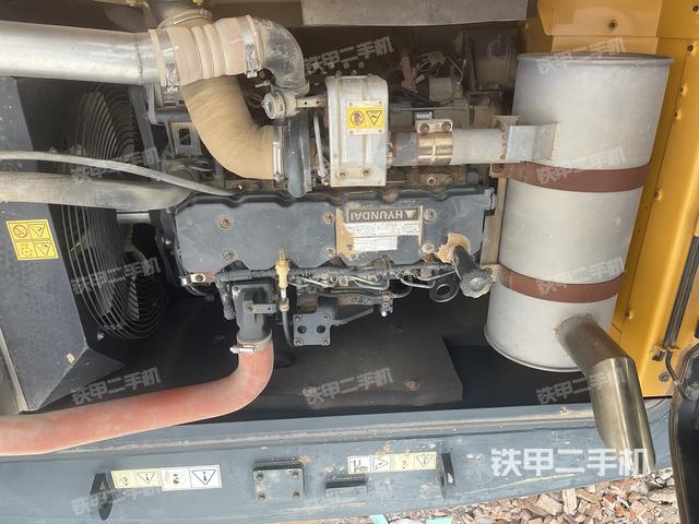 发动机整体俯视（整机外观）