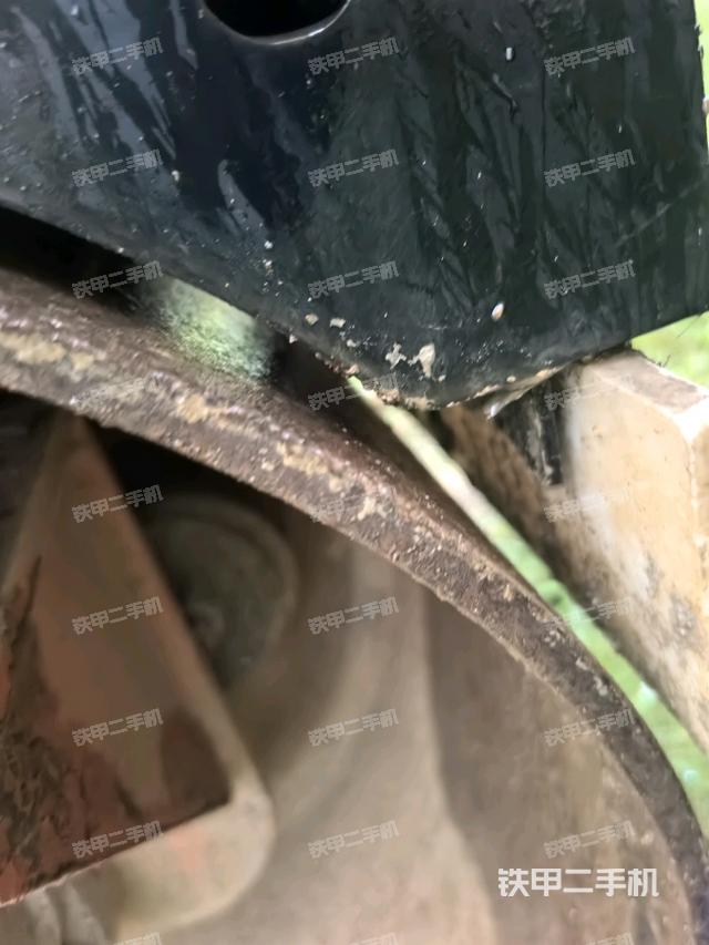 前车架正右侧(压路机前后车架) 前车架正右侧(压路机前后车架)