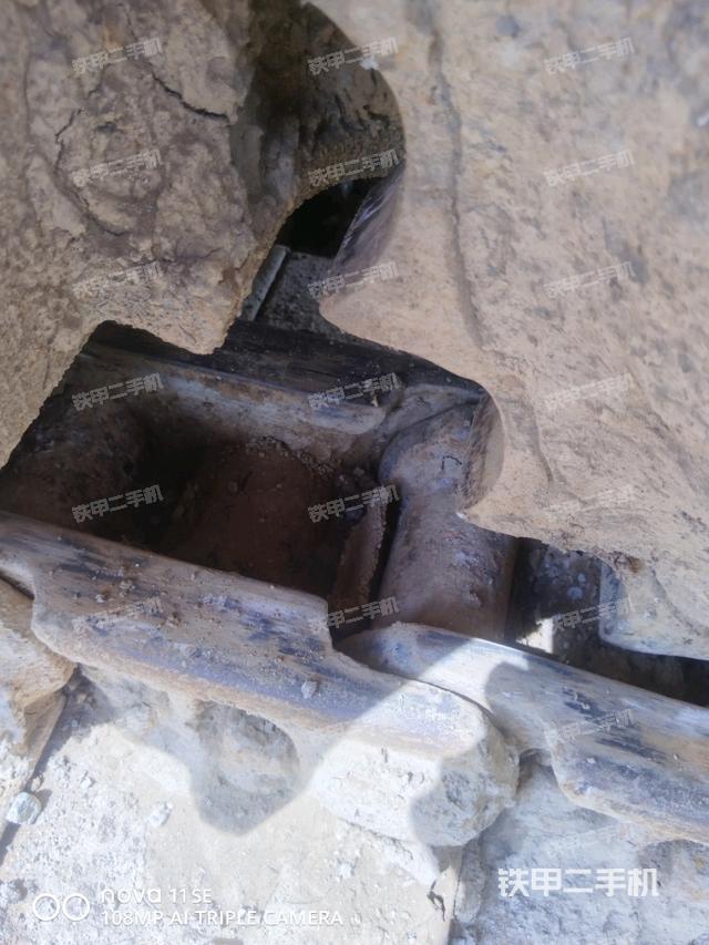 左托鏈輪和鏈筋(行走機構(gòu)) 左托鏈輪和鏈筋(行走機構(gòu))