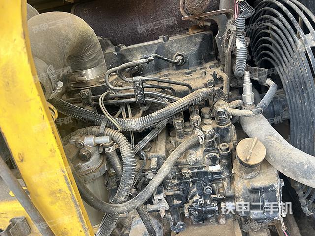 發(fā)動機(jī)整體俯視（整機(jī)外觀）