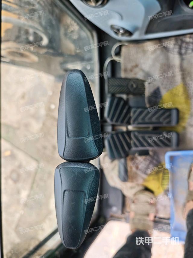 顯示屏?(駕駛室部分) 顯示屏?(駕駛室部分)