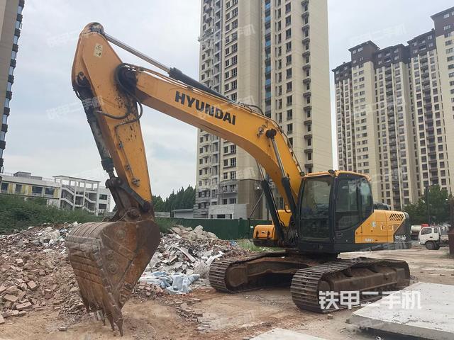 现代R275LVS挖掘机