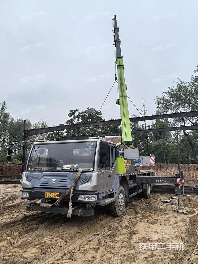 中联重科QY120V633起重机