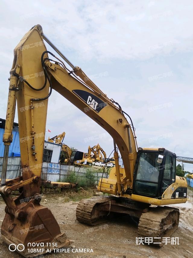 卡特彼勒320D液压挖掘机