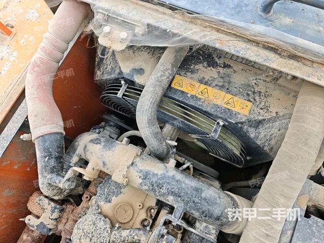 發(fā)動機(jī)室（上車部件）