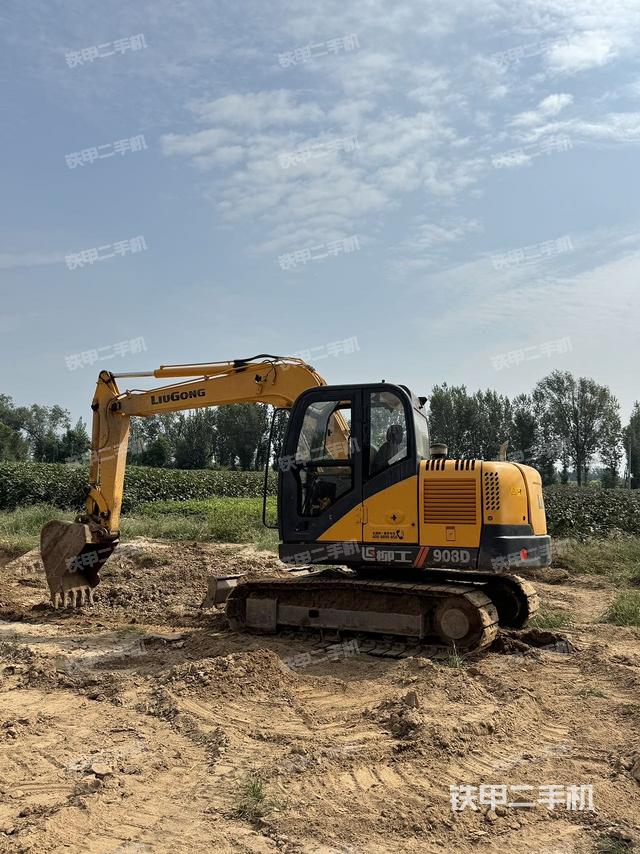 柳工CLG908D挖掘機(jī)