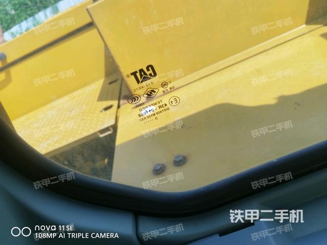 后窗玻璃角標(biāo)(駕駛室部分) 后窗玻璃角標(biāo)(駕駛室部分)