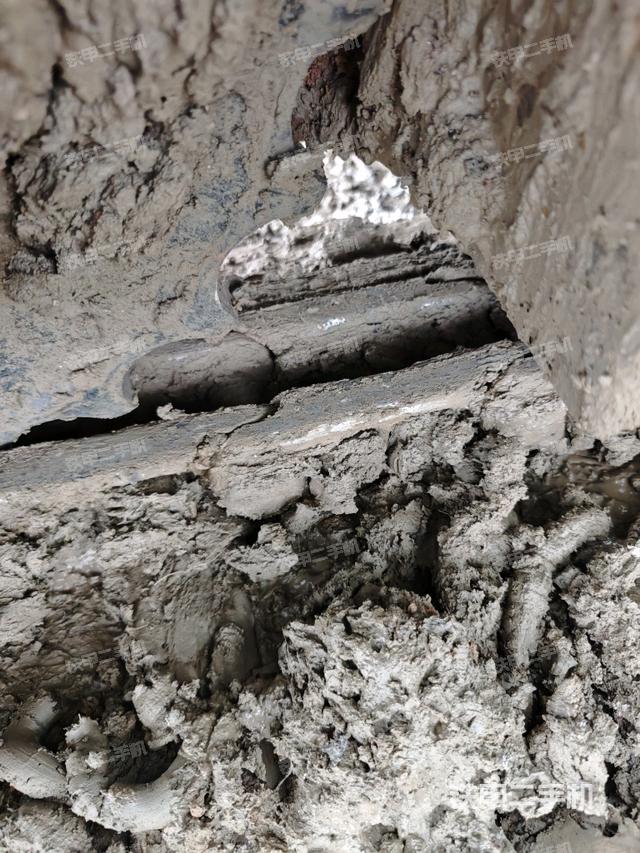 左側(cè)行走馬達(dá)蓋板(行走機(jī)構(gòu)) 左側(cè)行走馬達(dá)蓋板(行走機(jī)構(gòu))