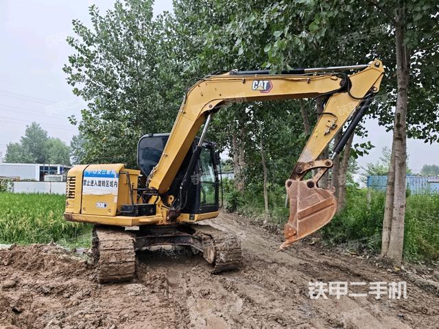 左后45(整機(jī)外觀) 左后45(整機(jī)外觀)