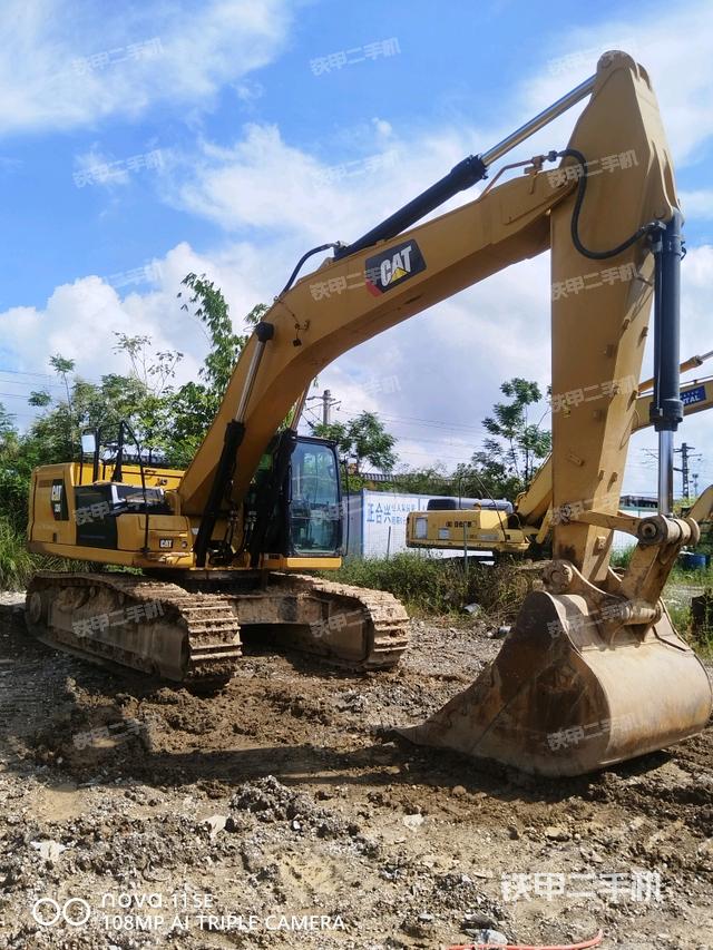 右后45(整機外觀) 右后45(整機外觀)