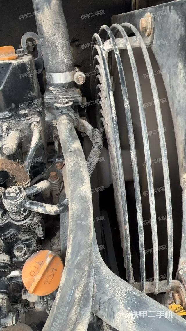 散熱器室(大件艙室) 散熱器室(大件艙室)