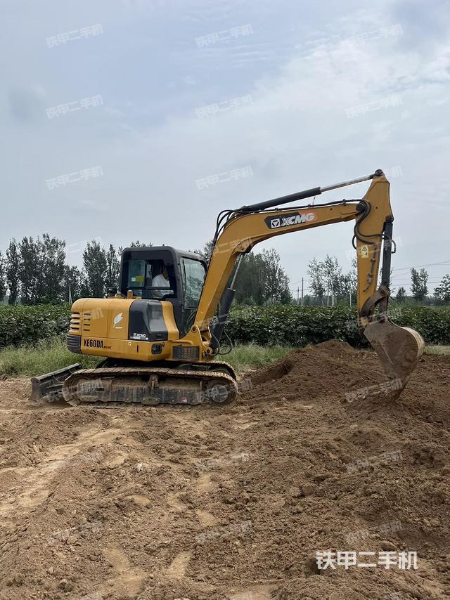 整机右后45°（整机外观）