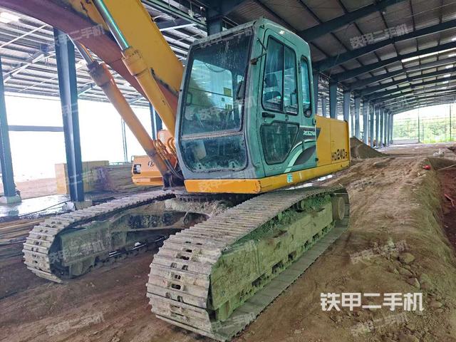 加藤HD820R挖掘机