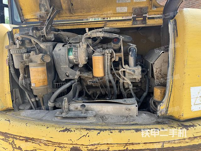 發(fā)動機整體俯視(整機外觀) 發(fā)動機整體俯視(整機外觀)