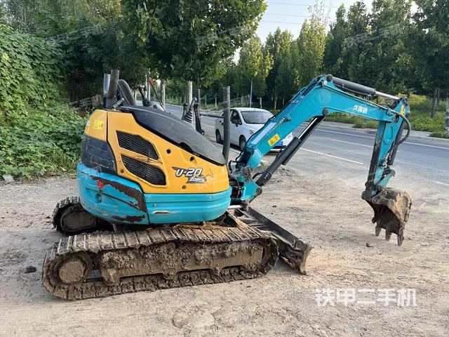 整机右后45°(整机外观) 整机右后45°(整机外观)