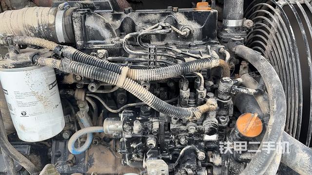 發(fā)動(dòng)機(jī)室(上車部件) 發(fā)動(dòng)機(jī)室(上車部件)