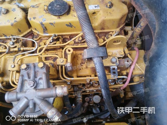 氣門室蓋螺絲特寫(上車部件) 氣門室蓋螺絲特寫(上車部件)