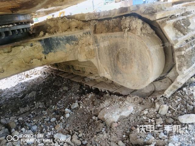 左側(cè)行走馬達(dá)蓋板(行走機構(gòu)) 左側(cè)行走馬達(dá)蓋板(行走機構(gòu))