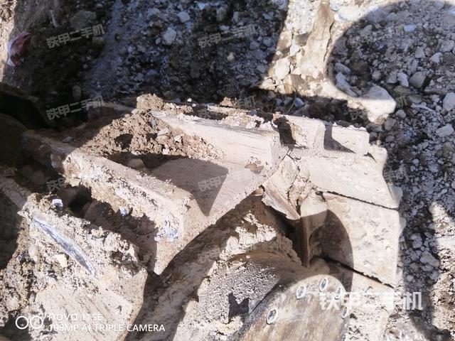 右導(dǎo)向輪(行走機構(gòu)) 右導(dǎo)向輪(行走機構(gòu))