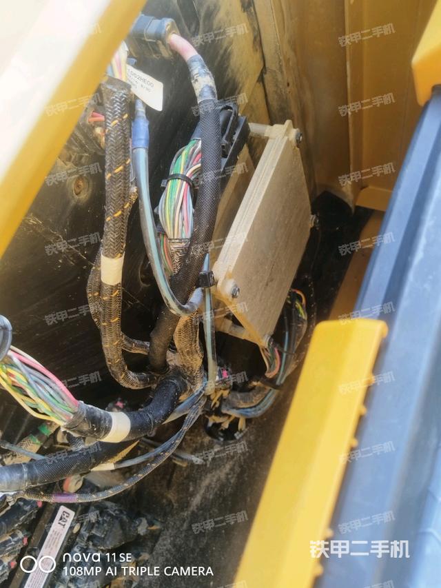 液壓泵室(大件艙室) 液壓泵室(大件艙室)