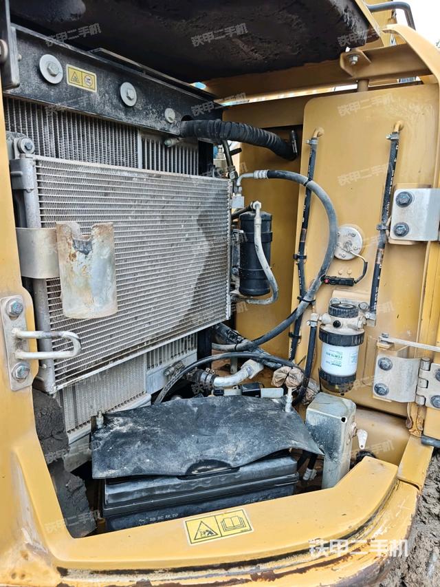 散熱器室(大件艙室) 散熱器室(大件艙室)