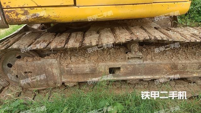 单侧履带整体(整机外观) 单侧履带整体(整机外观)