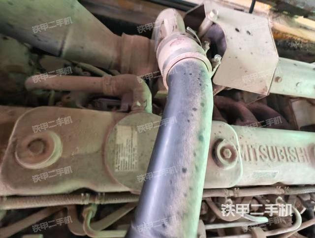 發(fā)動機整體俯視(整機外觀) 發(fā)動機整體俯視(整機外觀)