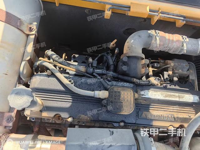 發(fā)動機整體俯視(整機外觀) 發(fā)動機整體俯視(整機外觀)