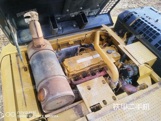 發(fā)動(dòng)機(jī)室(上車(chē)部件) 發(fā)動(dòng)機(jī)室(上車(chē)部件)