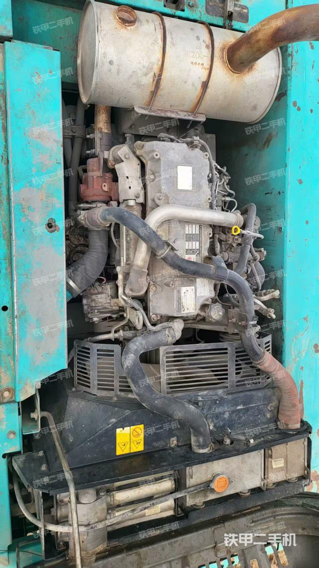 发动机整体俯视(整机外观) 发动机整体俯视(整机外观)