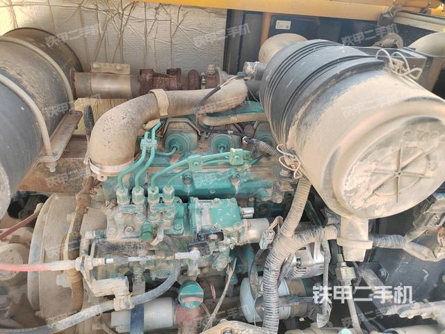 發(fā)動機整體俯視（整機外觀）