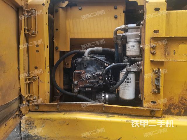 液壓泵室(大件艙室) 液壓泵室(大件艙室)